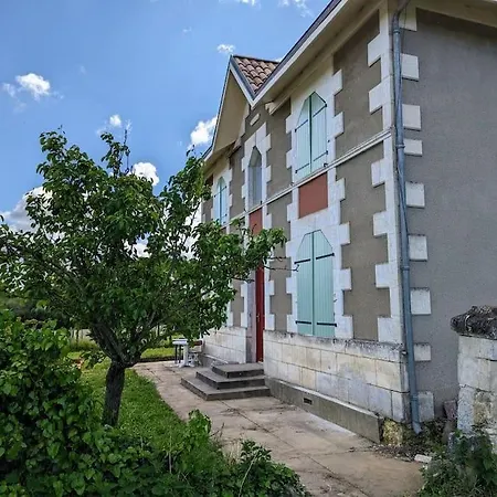 Mon Repos Holiday home Courpignac